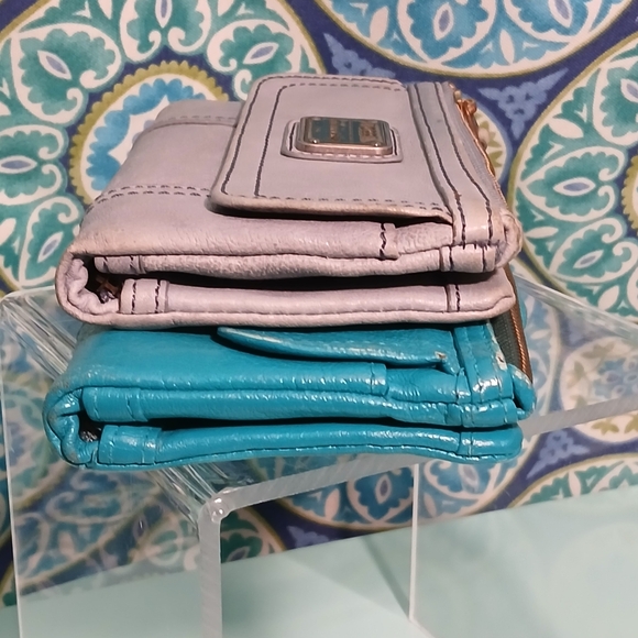 Fossil Leather Wallet - Bundle of 2 - Picture 3 of 15